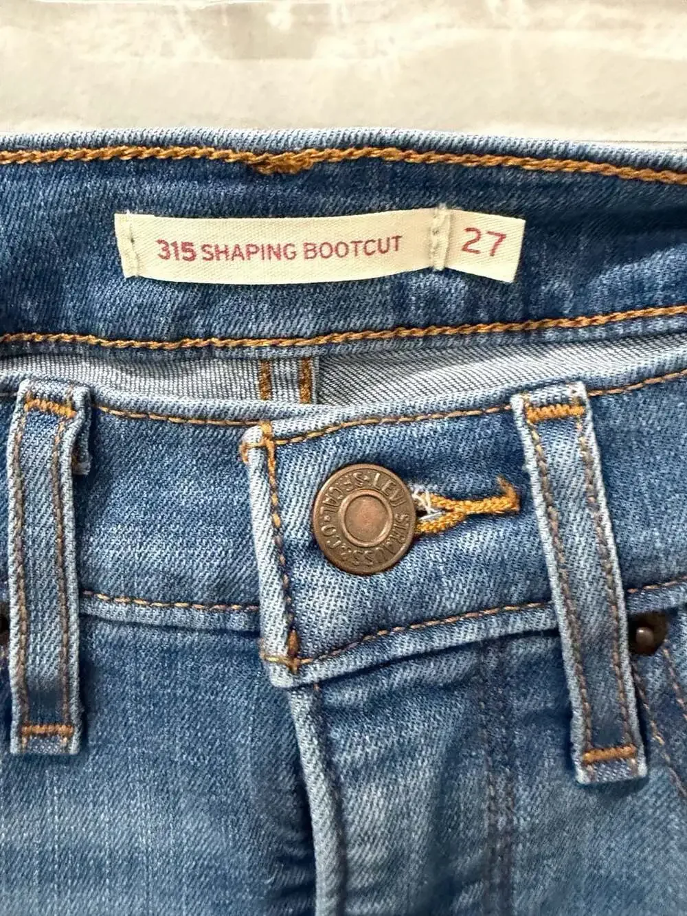 Levi's 315 Shaping Bootcut Jeans Size 27x28